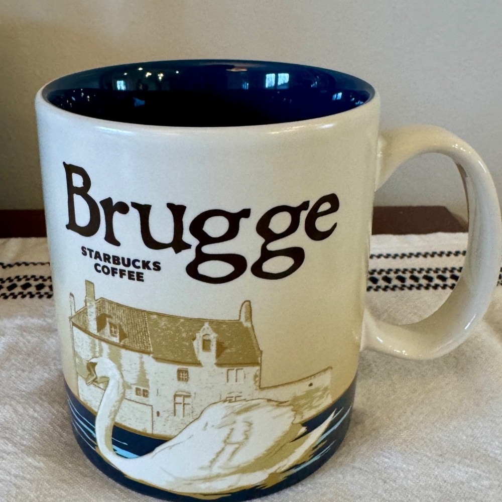 Starbucks BRUGGE Belgium Global Icon Collector City Series Coffee Mug 16oz 2013
